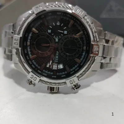 Guess Men's Stylish and Functional Design Wristwatch